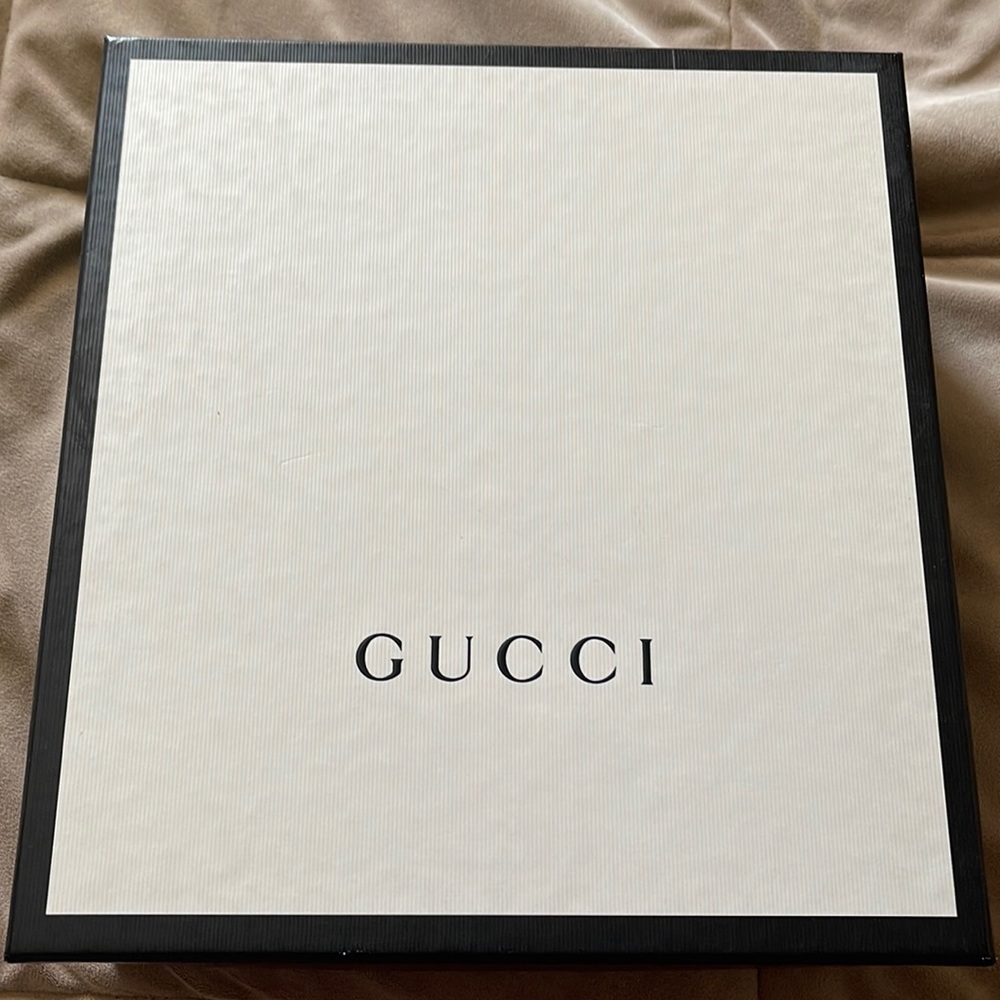 Authentic Gucci Marmont GG wedge size 5.5